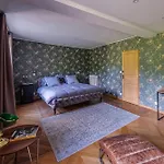 Chateau Leken's Bed & Breakfast Saint Germain la campagne