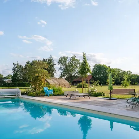 ベッド・アンド・ブレックファスト Chateau Le Grand Bus