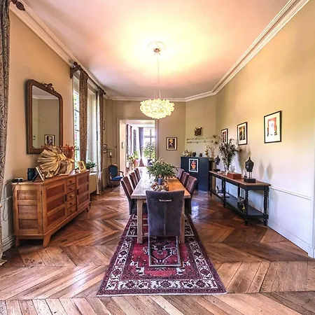 Chateau Leken's Bed & Breakfast 4*