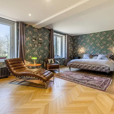 Bed & Breakfast Chateau Leken's 4*